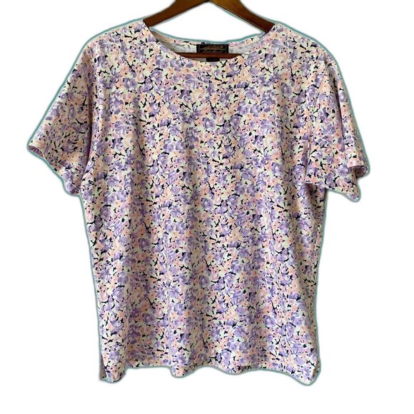 EDDIE BAUER Vintage 90s Women's Cotton Ditsy Pink Purple Yellow Floral Tee Small - Picture 1 of 13